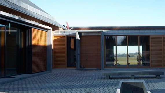 Innenhof, Ausführung Fassaden Holz-Alu